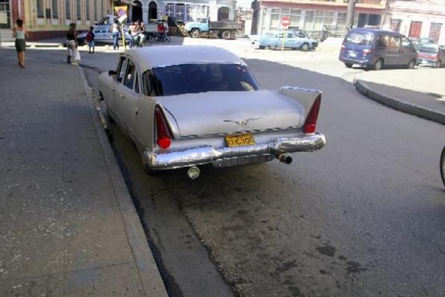 classic-cars-in-cuba_13.jpg