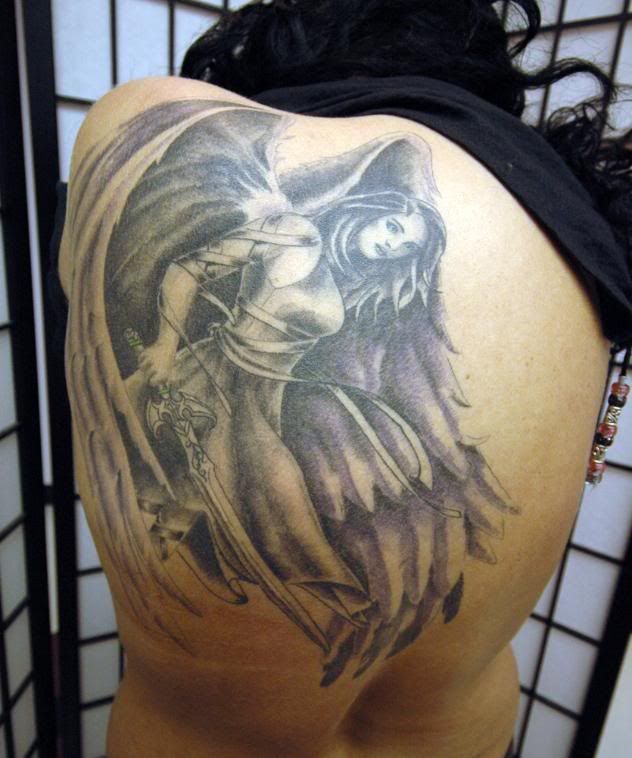 tatuajes de angeles con alas. tatuajes de alas de ángel. - Tatuajes de alas de angel - Tatuajes de alas