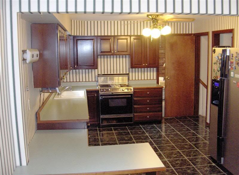 kitchen floor tiles on Ceramic Tile Kitchen Flooring Remodel