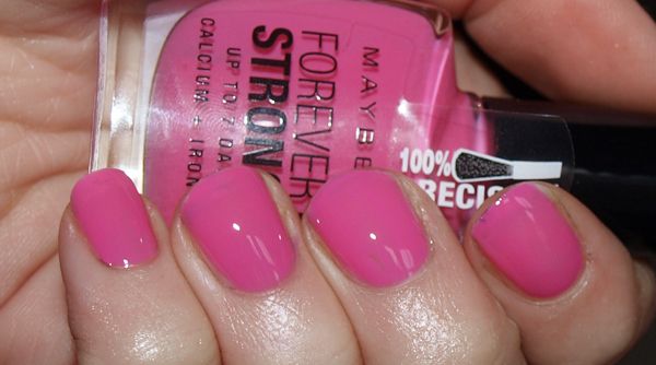 P3103940 Maybelline Forever Strong Pro: nieuwe nagellak!