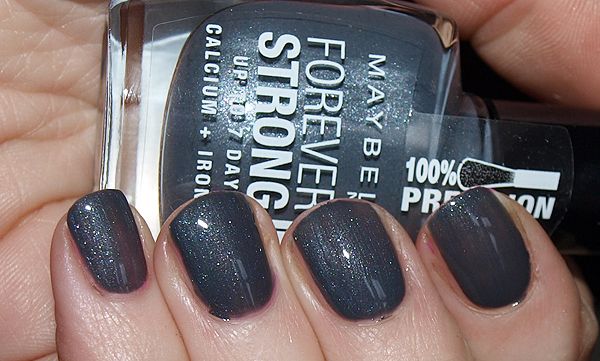 P3103941 Maybelline Forever Strong Pro: nieuwe nagellak!