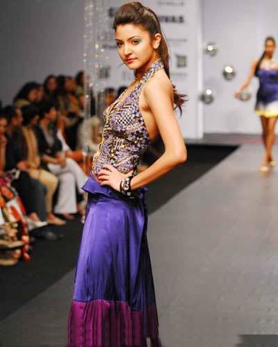 fashion Ramp Model Anushka Sharma