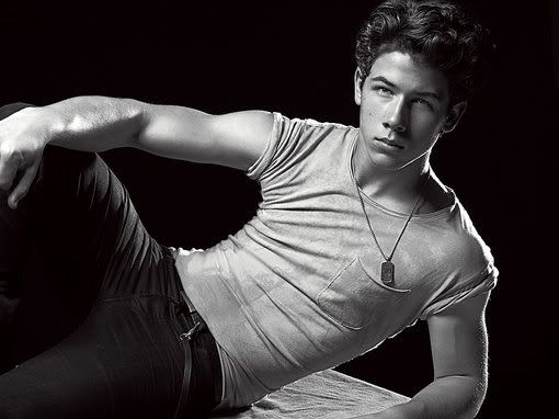 Sexy Nick Jonas Girlfriend Pictures, Images and Photos