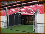 http://i292.photobucket.com/albums/mm23/turkisi/15022011/AslantepeAliSamiYenSporKompleksi11.jpg