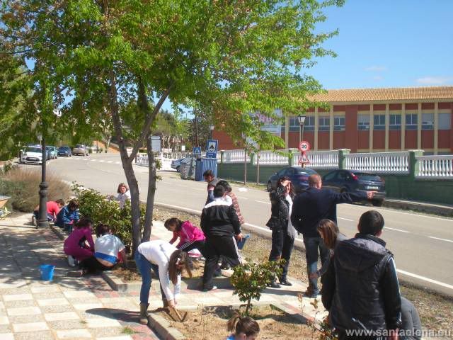 http://i292.photobucket.com/albums/mm25/santaelenafotos/cole_10.jpg
