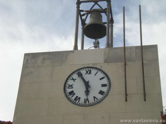http://i292.photobucket.com/albums/mm25/santaelenafotos/reloj_04.jpg?t=1338420012
