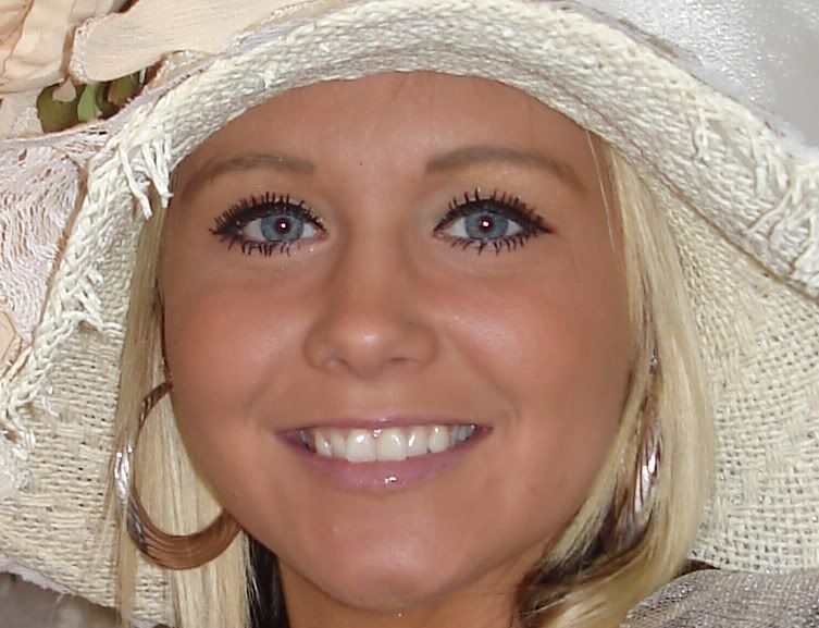 IMAGE: http://i292.photobucket.com/albums/mm27/JesseJP/crop-1.jpg