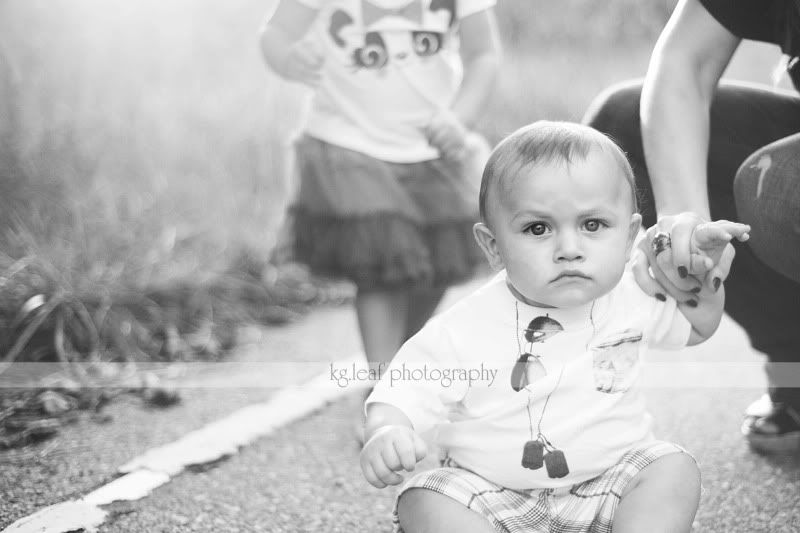 kg.leaf photography sitting boy