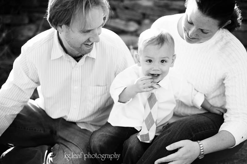 kg.leaf photography black and white family