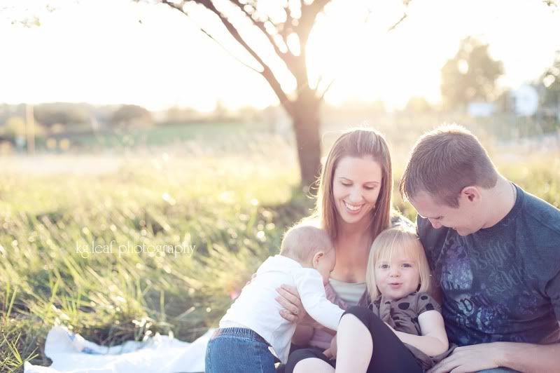 kg.leaf photography family with girls