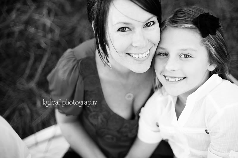 kg.leaf photography mother and daughter