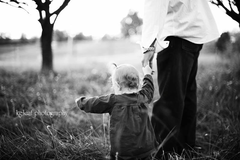 kg.leaf photography daddy and baby