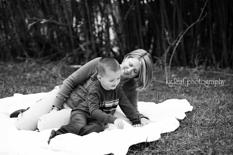 kg.leaf photography mother and son