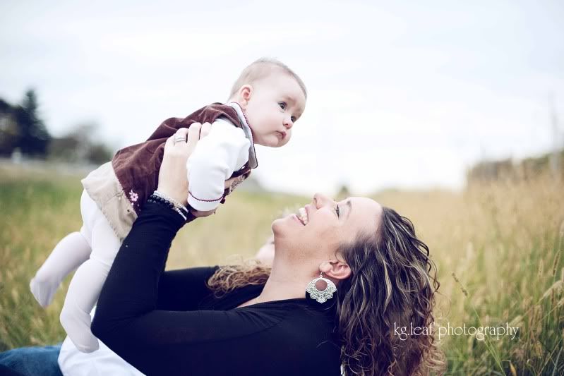 kg.leaf photography mommy and baby