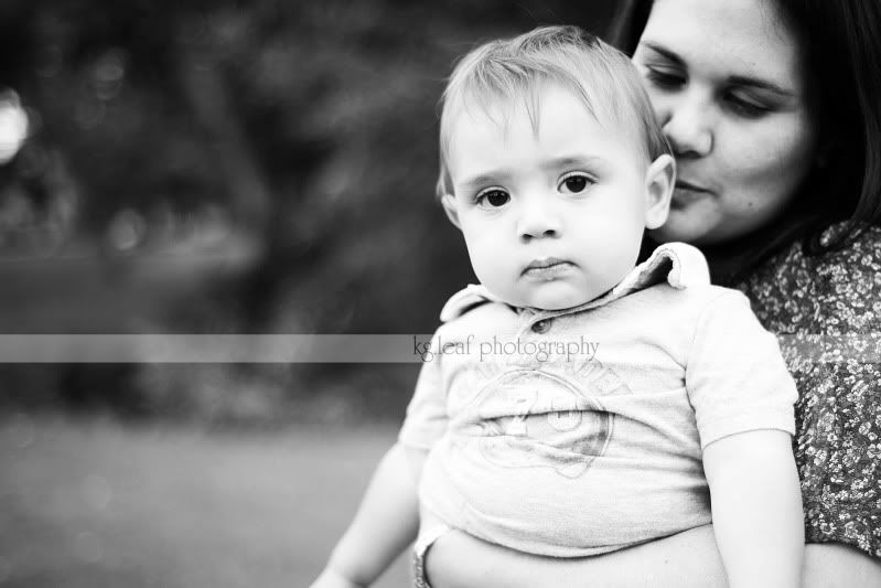 kg.leaf photography mother and son