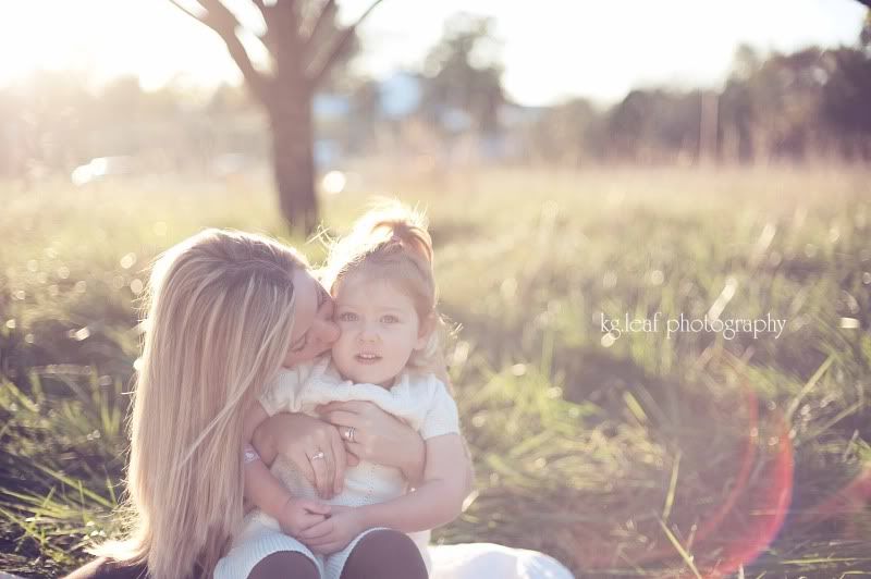 kg.leaf photography mom and daughter