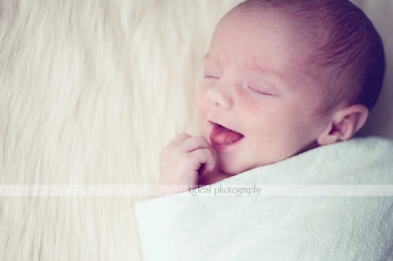 kg.leaf photography newborn