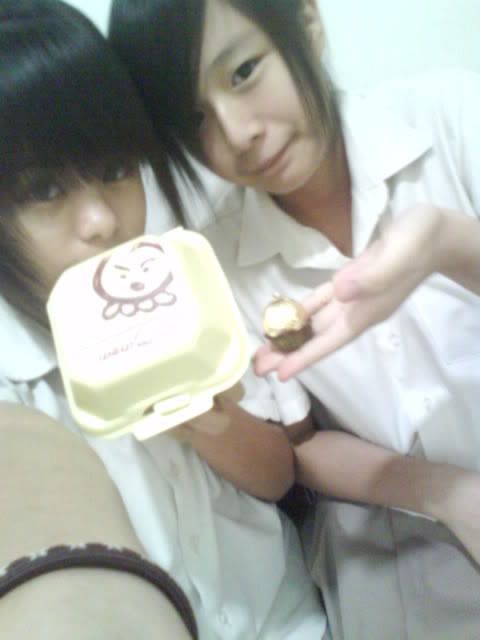 'Hello! Takoyaki ballz or Ferrero Rocher for you ?*winks. :D'