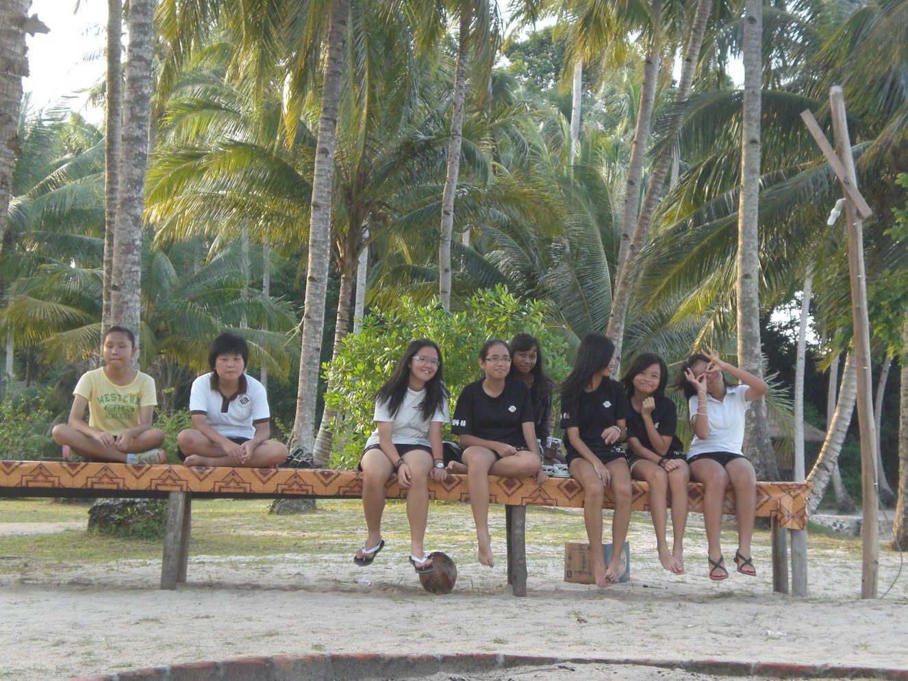 Aishah,Yingqi,Jiehui,Wanxin,Amirah,Sharon,Mimi,WANXUAN :D