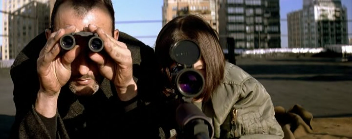 Leon   The Professional 1994 BRRip Xvid AC3 FLAWL3SS preview 6
